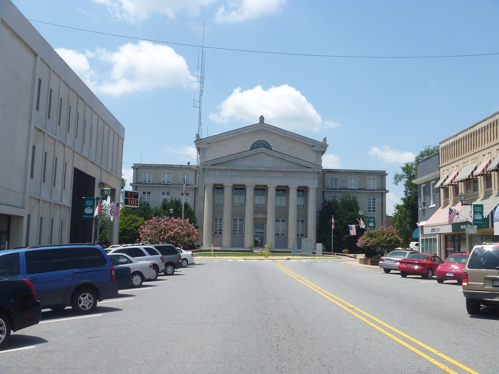 old courthouse lincolnton